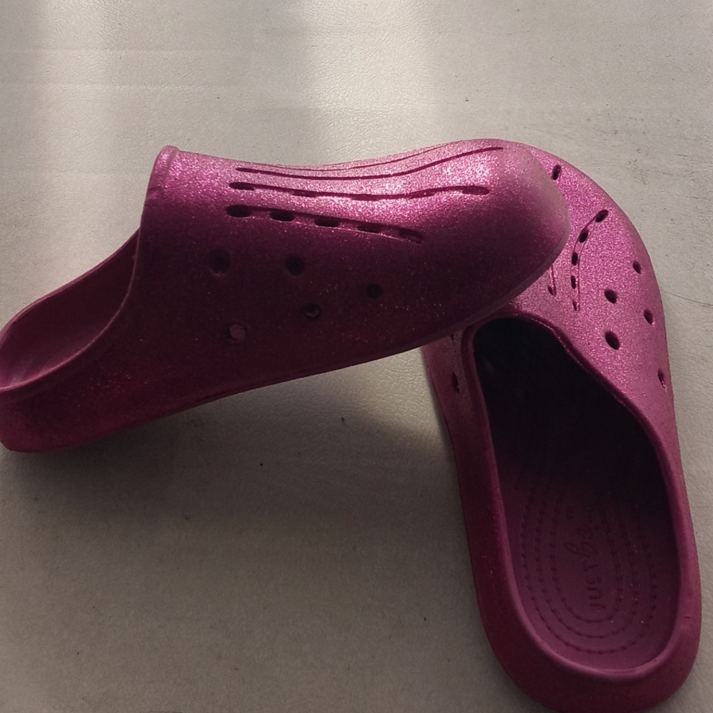 Pink clogs